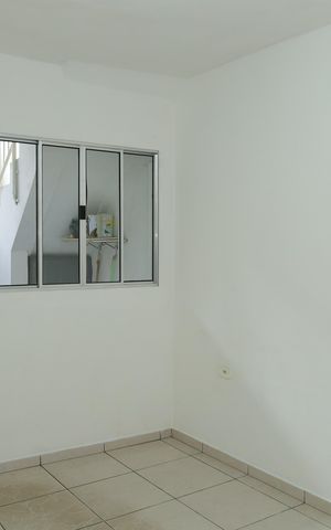 Casa para alugar com 60m², 2 quartos e 1 vagaSala