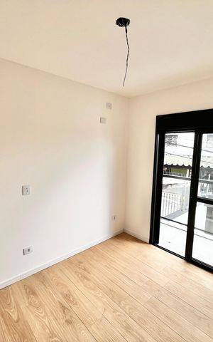 Casa à venda com 70m², 2 quartos e 2 vagas Casa à venda com 70m², 2 quartos e 2 vagasQuarto 2 - Suíte