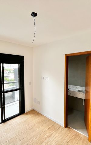 Casa à venda com 70m², 2 quartos e 2 vagas Casa à venda com 70m², 2 quartos e 2 vagasQuarto 2 - Suíte