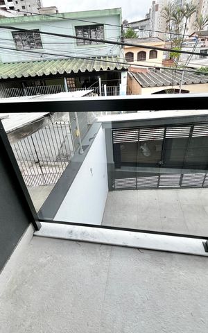Casa à venda com 70m², 2 quartos e 2 vagas Casa à venda com 70m², 2 quartos e 2 vagasVaranda da Suíte 2