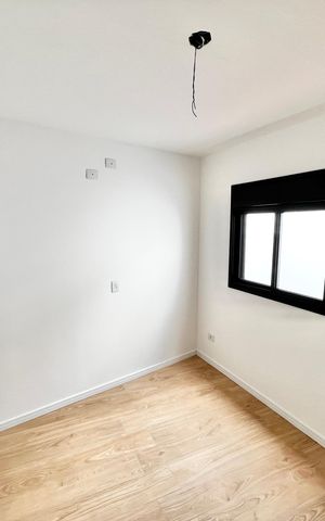 Casa à venda com 70m², 2 quartos e 2 vagas Casa à venda com 70m², 2 quartos e 2 vagasQuarto 1 - Suíte