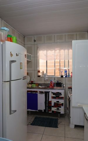Casa à venda com 144m², 3 quartos e 2 vagasCasa dos Fundos - Cozinha