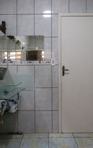 Casa à venda com 144m², 3 quartos e 2 vagasBanheiro Social