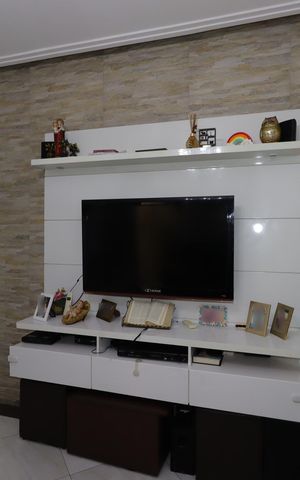 Casa à venda com 144m², 3 quartos e 2 vagasSala