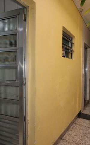 Casa à venda com 144m², 3 quartos e 2 vagasCorredor externo