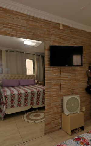 Casa à venda com 144m², 3 quartos e 2 vagasSuíte