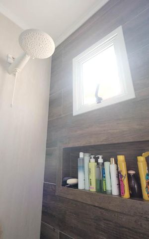Casa de condomínio à venda com 103m², 2 quartos e 4 vagasSuíte 2