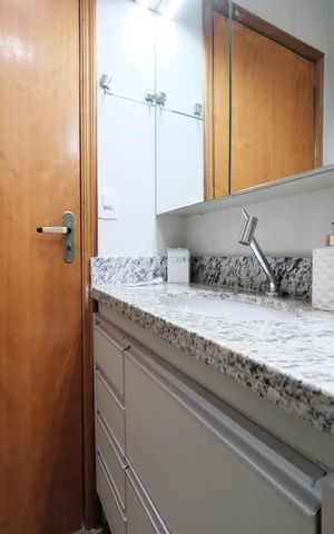 Casa de condomínio à venda com 103m², 2 quartos e 4 vagasSuíte 1