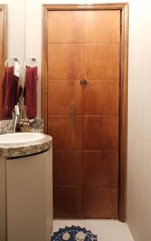 Casa de condomínio à venda com 103m², 2 quartos e 4 vagasLavabo