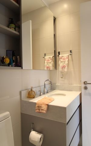Apartamento à venda com 56m², 2 quartos e 1 vagaBanheiro Social