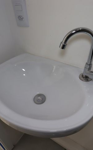 Apartamento à venda com 33m², 1 quarto e sem vagaBanheiro - Pia