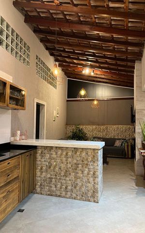 Casa à venda com 600m², 4 quartos e 4 vagas