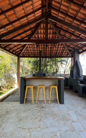 Casa à venda com 600m², 4 quartos e 4 vagas