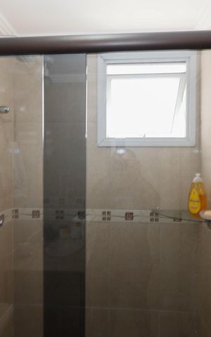 Apartamento à venda com 55m², 3 quartos e 1 vaga Apartamento à venda com 55m², 3 quartos e 1 vagaBanheiro da Suíte
