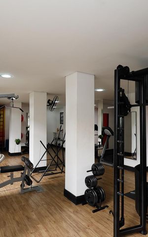Apartamento à venda com 55m², 3 quartos e 1 vaga Apartamento à venda com 55m², 3 quartos e 1 vagaÁrea comum - Academia
