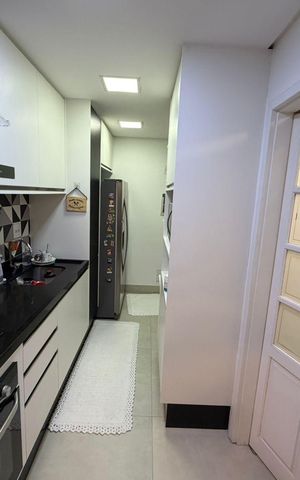 Apartamento à venda com 120m², 3 quartos e 2 vagas Apartamento à venda com 120m², 3 quartos e 2 vagasCozinha
