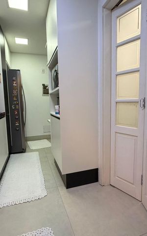 Apartamento à venda com 120m², 3 quartos e 2 vagas Apartamento à venda com 120m², 3 quartos e 2 vagasCozinha