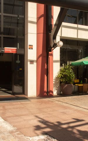 Studio para alugar com 28m², 1 quarto e 1 vagaFrente