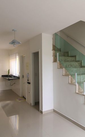 Casa de condomínio à venda com 80m², 2 quartos e 2 vagas Casa de condomínio à venda com 80m², 2 quartos e 2 vagasSala