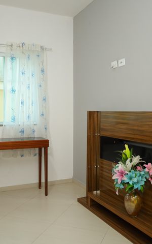 Casa de condomínio à venda com 54m², 2 quartos e 2 vagasSala