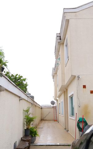 Casa de condomínio à venda com 54m², 2 quartos e 2 vagasÁrea comum - Estacionamento