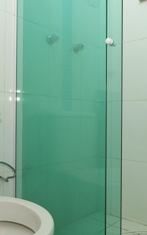 Casa de condomínio à venda com 54m², 2 quartos e 2 vagasBanheiro 1 - Suíte 1