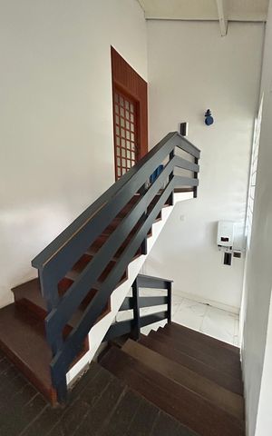 Casa à venda com 354m², 4 quartos e 2 vagas