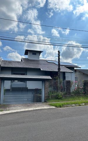 Casa à venda com 354m², 4 quartos e 2 vagas