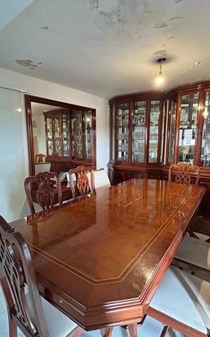 Casa à venda com 354m², 4 quartos e 2 vagas