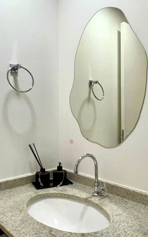 Studio para alugar com 24m², 1 quarto e sem vaga Studio para alugar com 24m², 1 quarto e sem vagaBanheiro