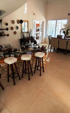 Casa de condomínio para alugar com 392m², 8 quartos e sem vaga