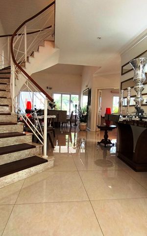 Casa de condomínio para alugar com 392m², 8 quartos e sem vaga