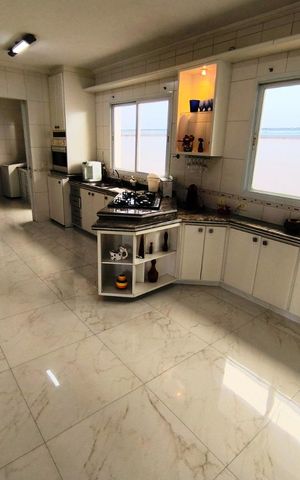 Casa de condomínio para alugar com 392m², 8 quartos e sem vaga