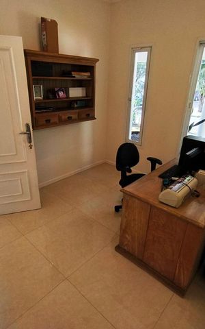 Casa de condomínio para alugar com 392m², 8 quartos e sem vaga