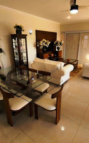 Casa de condomínio para alugar com 392m², 8 quartos e sem vaga
