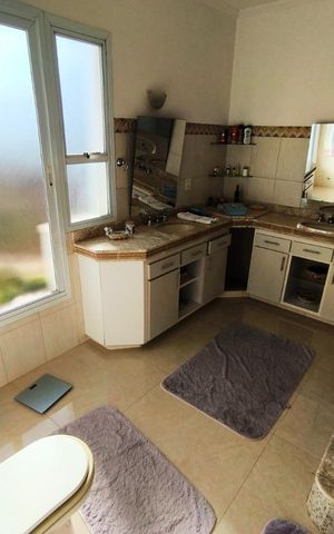 Casa de condomínio para alugar com 392m², 8 quartos e sem vaga