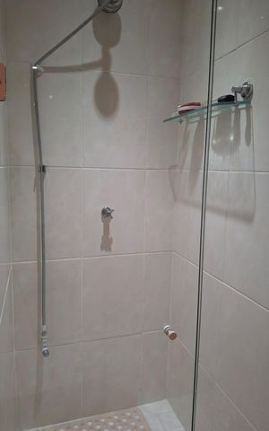 Apartamento à venda com 80m², 3 quartos e 1 vaga Apartamento à venda com 80m², 3 quartos e 1 vagaBanheiro