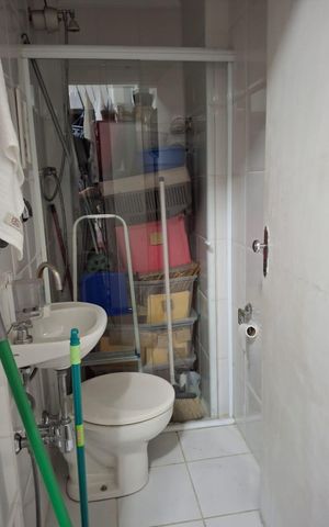 Apartamento à venda com 80m², 3 quartos e 1 vaga Apartamento à venda com 80m², 3 quartos e 1 vagaBanheiro