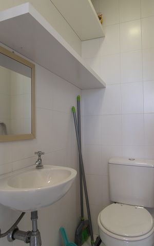 Apartamento à venda com 57m², 1 quarto e 2 vagasBanheiro de Serviço