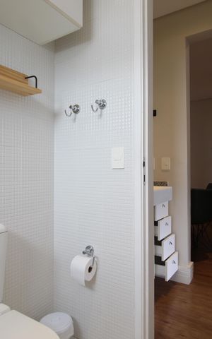 Apartamento à venda com 57m², 1 quarto e 2 vagasBanheiro da Suíte