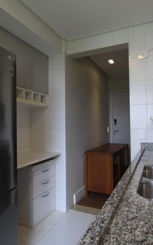 Apartamento à venda com 57m², 1 quarto e 2 vagasCozinha e Área de Serviço