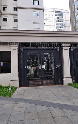 Apartamento à venda com 82m², 2 quartos e 2 vagasFachada e portaria
