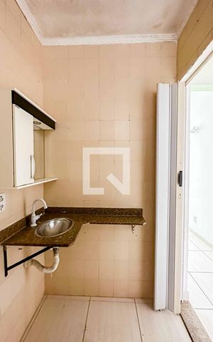 Apartamento à venda com 50m², 2 quartos e 1 vaga Apartamento à venda com 50m², 2 quartos e 1 vagaBanheiro