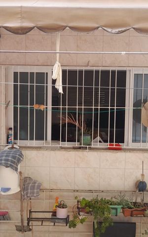 Casa à venda com 201m², 3 quartos e 2 vagas Casa à venda com 201m², 3 quartos e 2 vagasÁrea externa