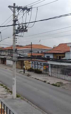 Casa à venda com 201m², 3 quartos e 2 vagas Casa à venda com 201m², 3 quartos e 2 vagasÁrea externa