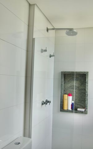 Apartamento à venda com 136m², 4 quartos e 3 vagas Apartamento à venda com 136m², 4 quartos e 3 vagasSuíte 3 - Banheiro