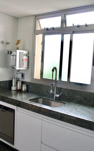 Apartamento à venda com 136m², 4 quartos e 3 vagas Apartamento à venda com 136m², 4 quartos e 3 vagasCozinha