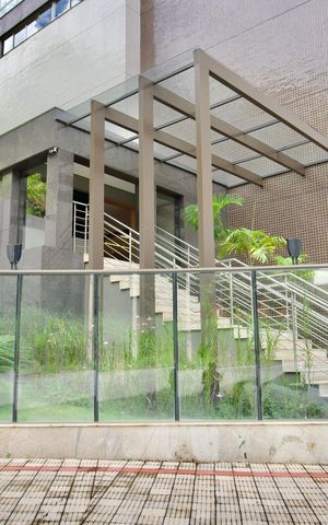 Apartamento à venda com 136m², 4 quartos e 3 vagas Apartamento à venda com 136m², 4 quartos e 3 vagasPortaria 24 horas