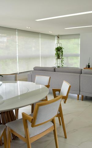 Apartamento à venda com 136m², 4 quartos e 3 vagas Apartamento à venda com 136m², 4 quartos e 3 vagasSala