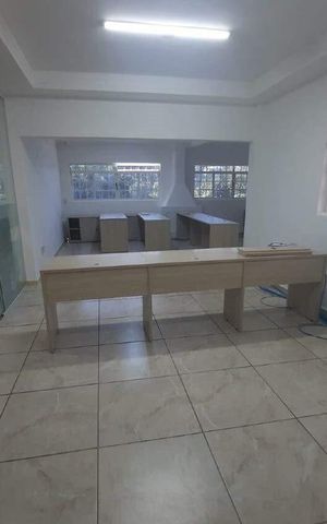 Casa para alugar com 500m², 10 quartos e 1 vaga